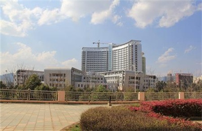 昆明北市区最大公立医院试营业 填补医疗配套