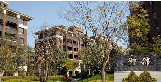 旭辉御锦 典藏级实景现房叠墅火热发售