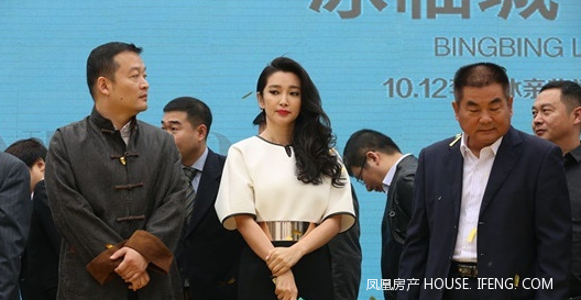 颜值高会暖<em>妹毛</em>爷爷自然来 女星与地产大亨私