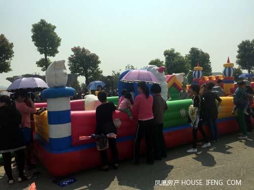 万国风筝节暨北城青年运动公园开放隆重启幕 
