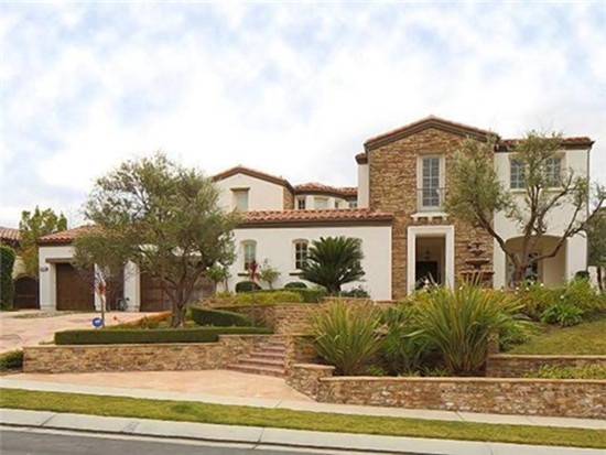 卡戴珊家族<em>小妹</em>凯莉·詹娜首晒百万豪宅内部图