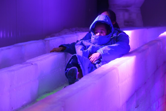 水立方国际冰雕团队定制西南最大型室内冰雪王