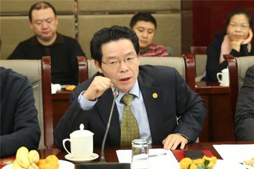 中登集团与金融机构联合召开银企合作恳谈联