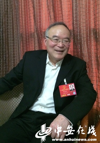 【两会声音】代表热议高房价 建议年轻人先租