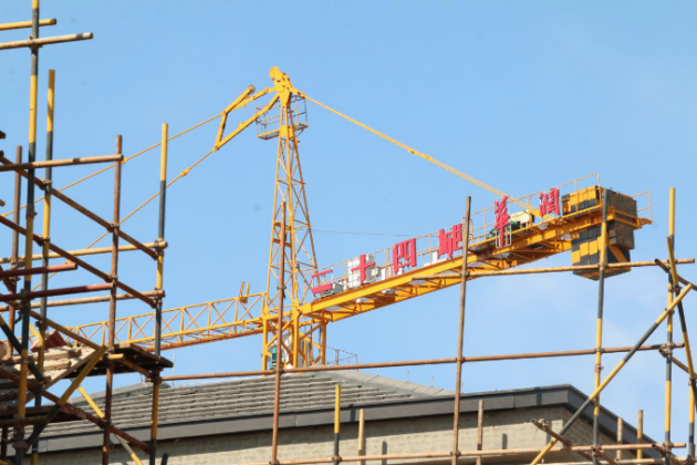 全国独一家?为砖头提供包机待遇 --凤凰房产沈