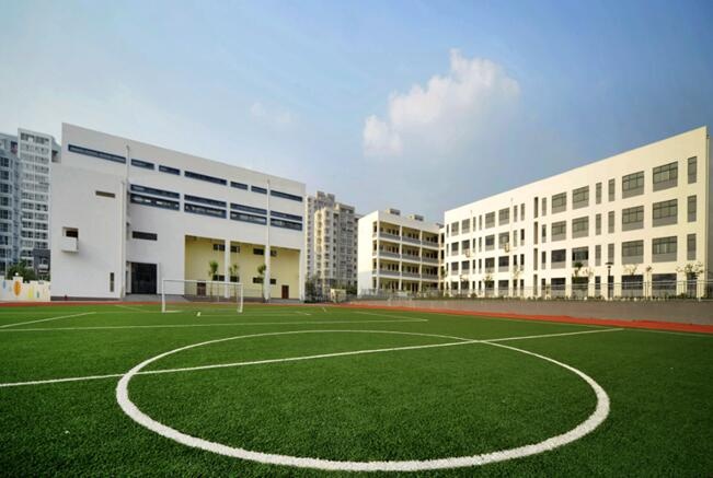 鲁能漫山香墅:读育英中学的靠山洋房 教师节享