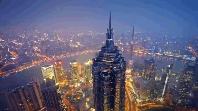 340米的玻璃栈道竟然没有护栏 这样的建筑太大胆了! - 子泳 - 子泳WZ的博客 340米的玻璃栈道竟然没有护栏 这样的建筑太大胆了! - 子泳 - 子泳WZ的博客