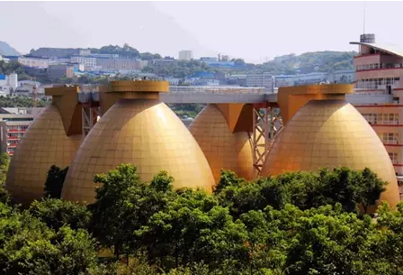 第十名重庆市南岸区鸡冠石污水处理厂建筑简介:重庆南岸区鸡冠石污水