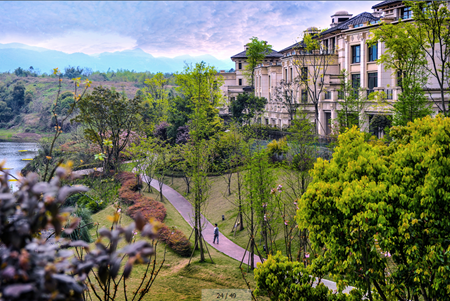 龙湖紫云台洋房有态度也有尺度 湖山著续写城市人居新传奇