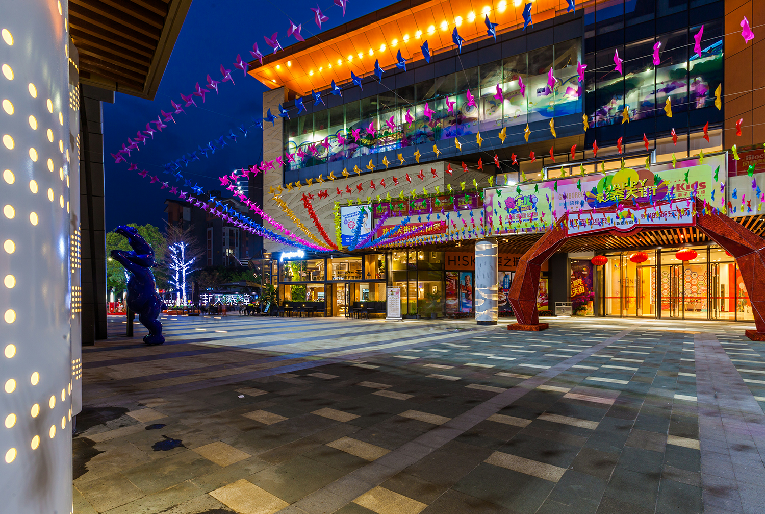 实景图_彰泰天街实景图-桂林凤凰网房产