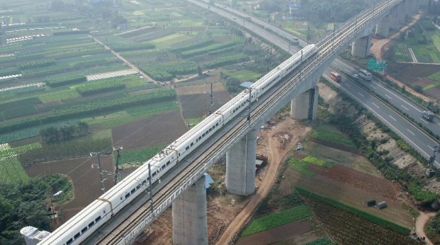 两横两纵双轨,构筑南天府30min生活圈